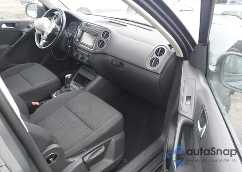 2015 Volkswagen Tiguan S from USA, damaged, VIN WVGAV7AX8FW592212